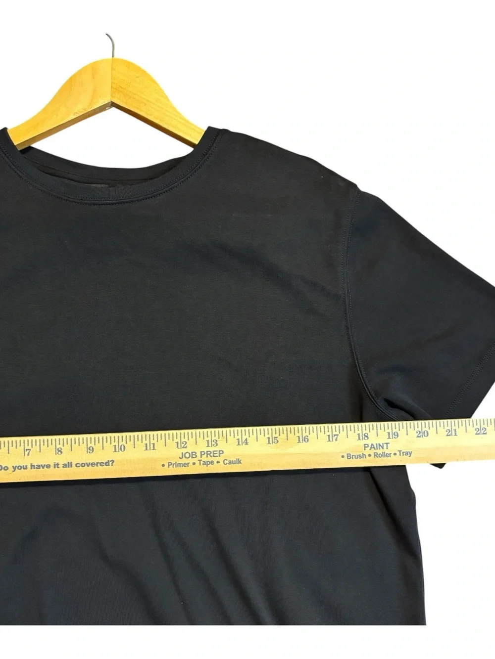 Robert Barakett T shirt black Pima cotton men’s size M.